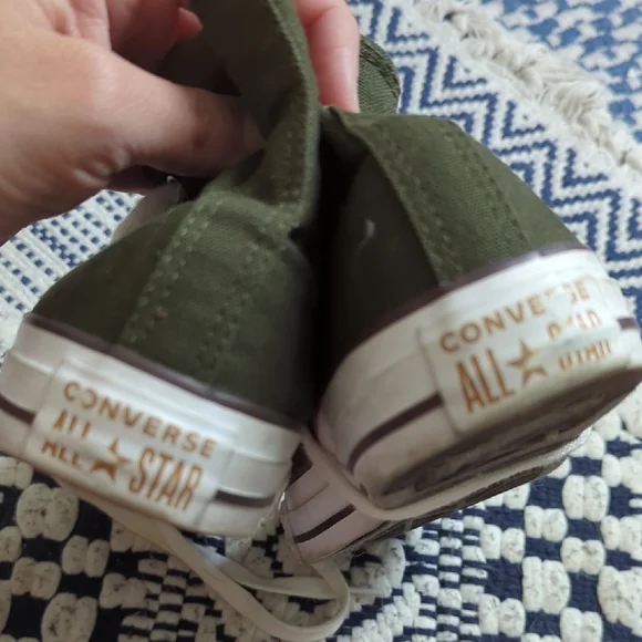 Converse Olive High-Tops with Black Patch - Picture 4 of 5